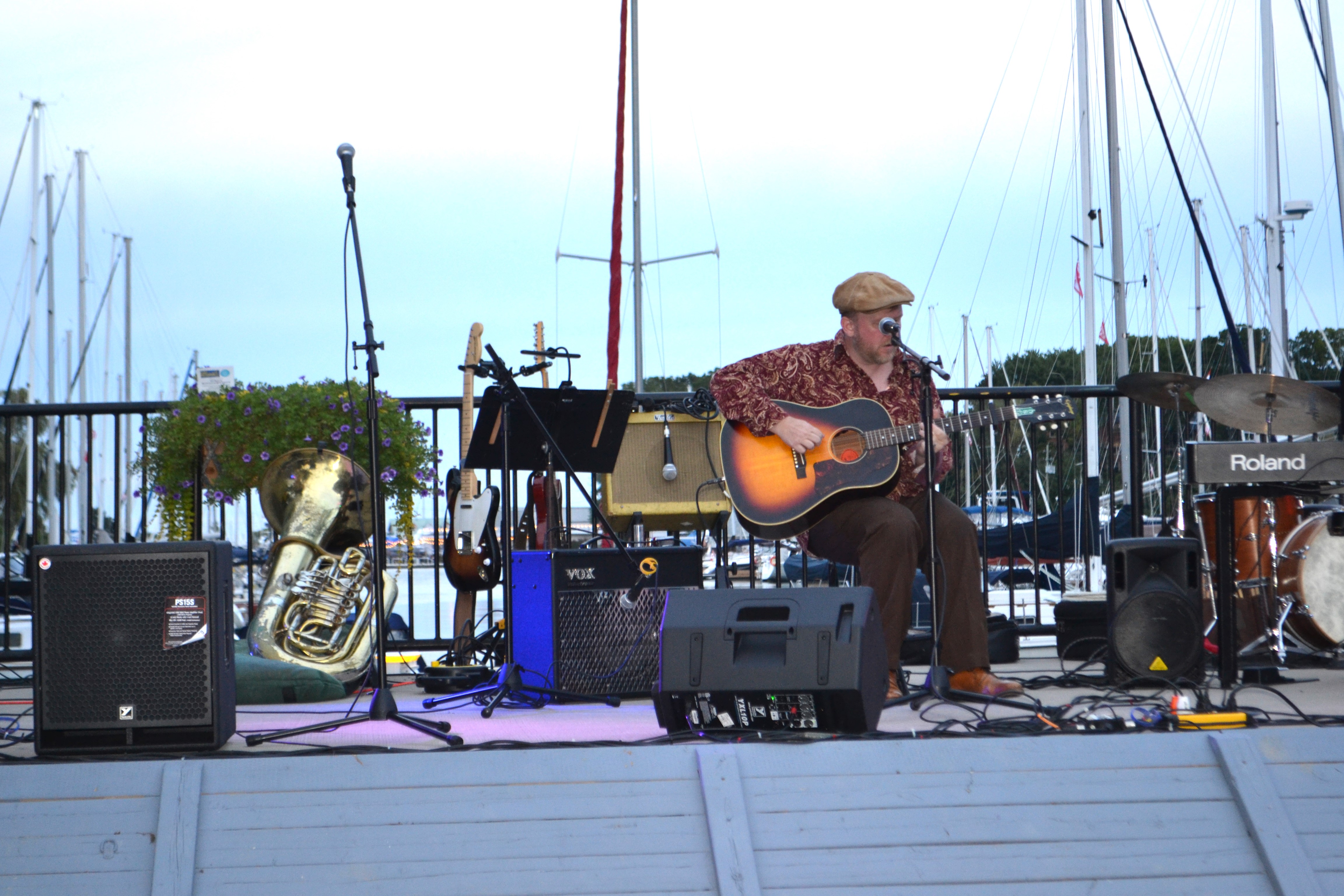 A lonely 'Danny Boy' on stage