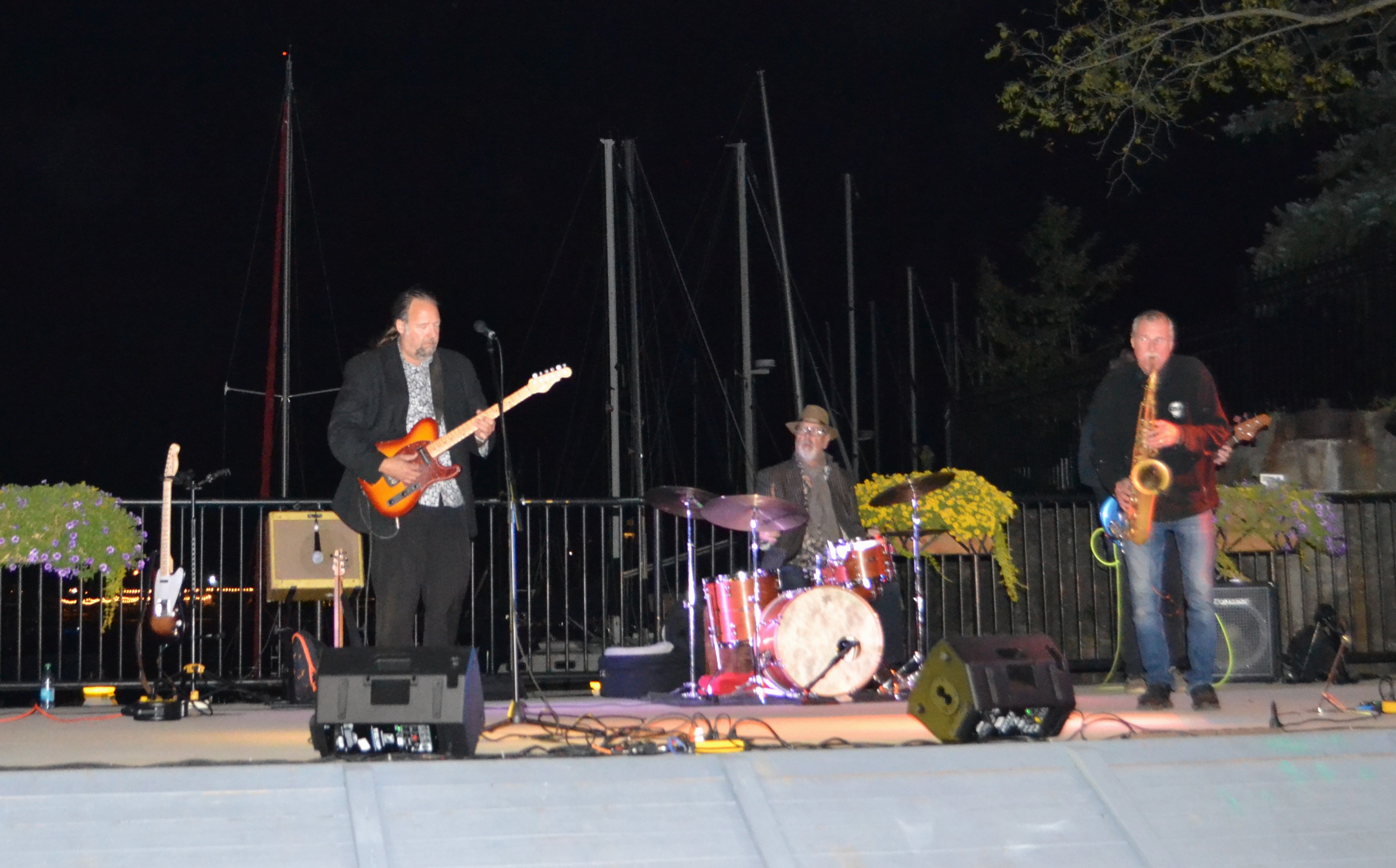 "Rock on the Lock" Pt. Dalhousie's season-ender