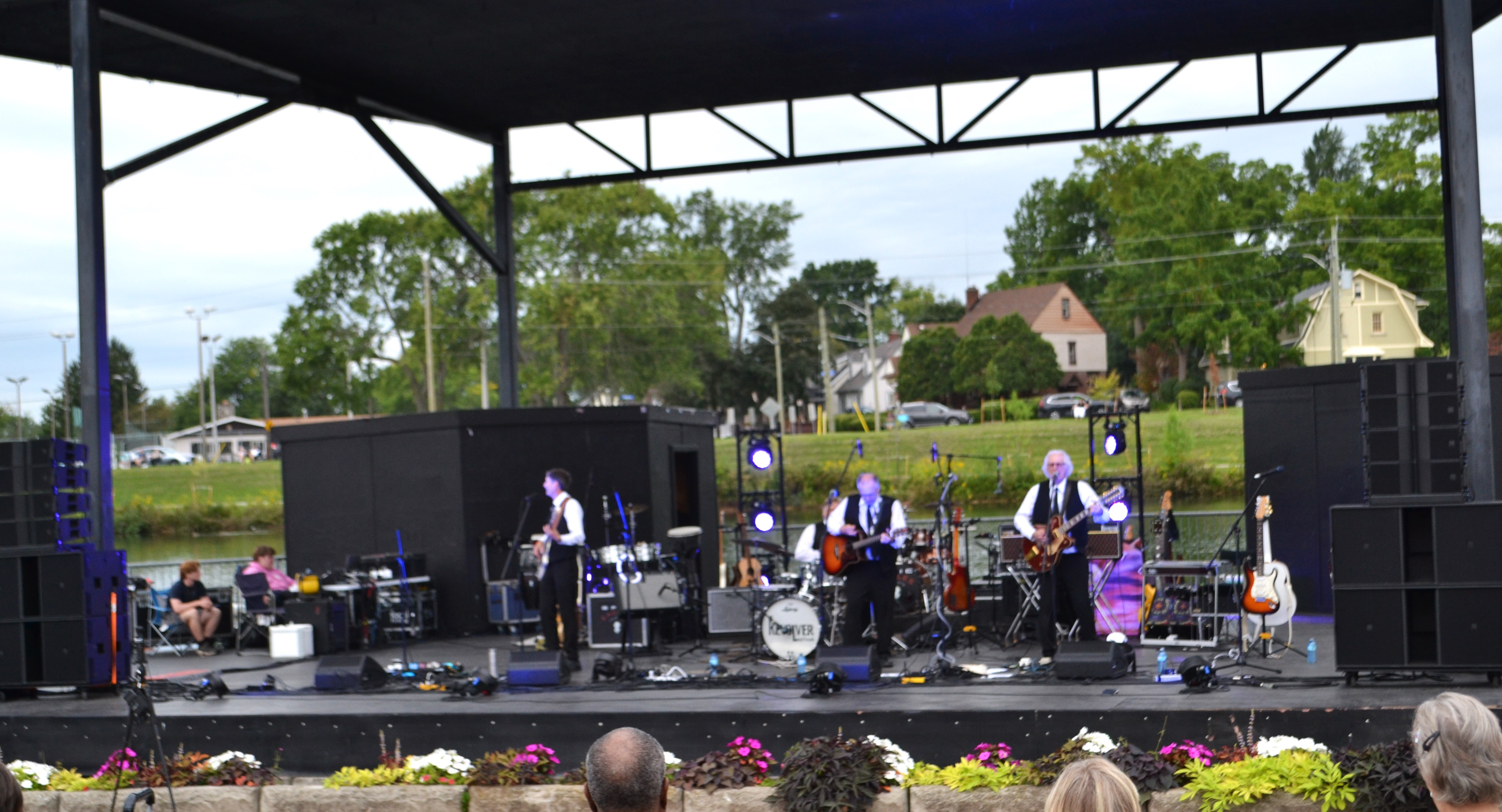 REVOLVER performing